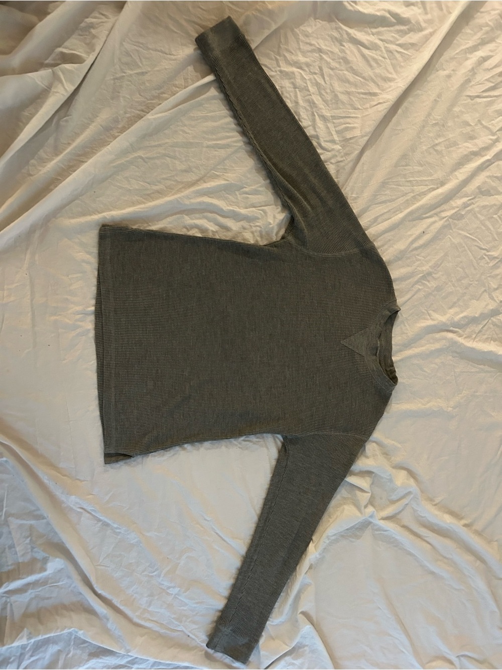 Preswick & Moore Heather Gray Ribbed Crew Sweatshirt - Picture 6 of 13
